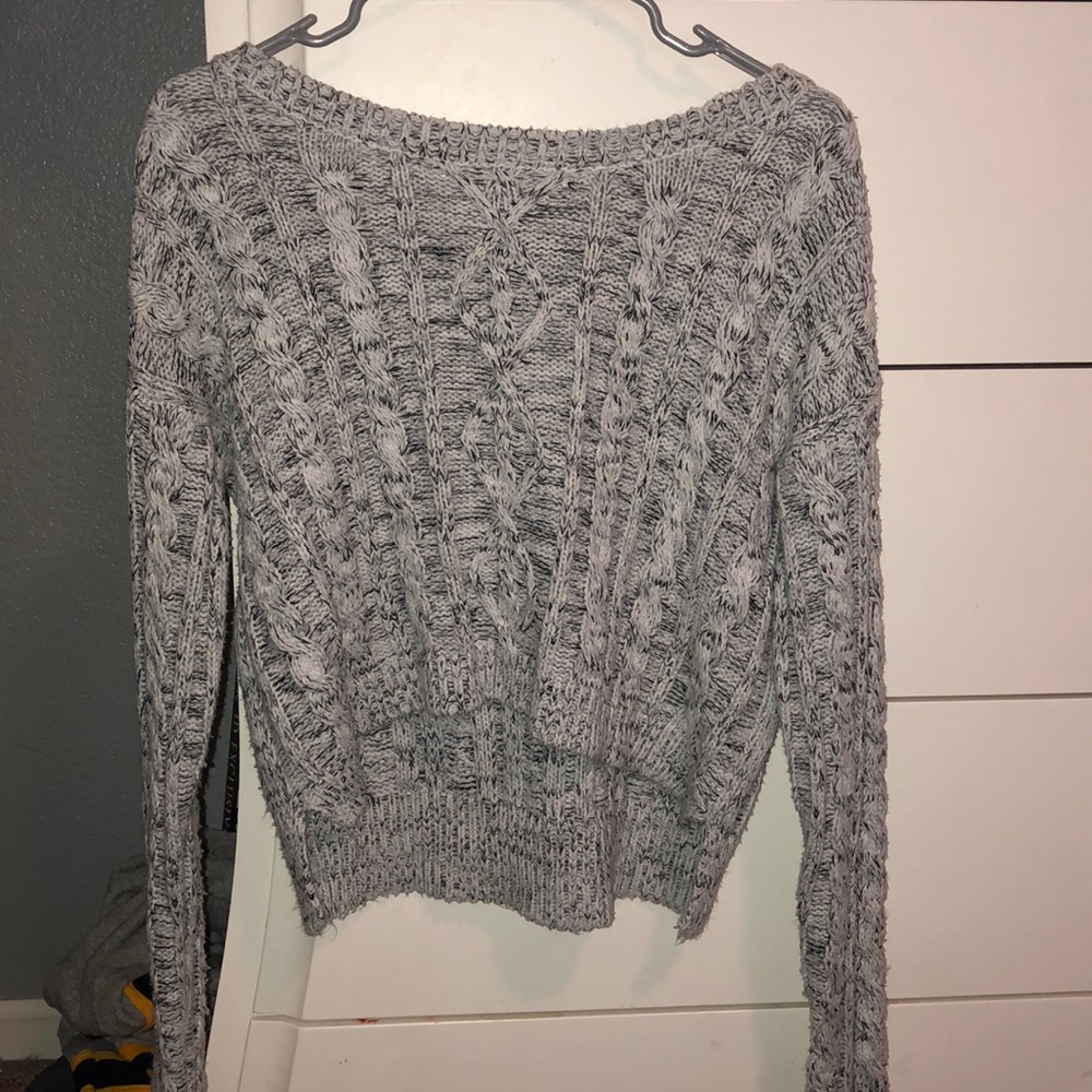 Wet Seal Cropped Black/White Sweater